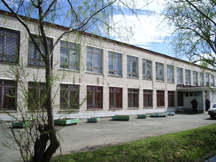 Школа 64 лесной. Школа номер 8 поселок Таёжный. Школы лесного Свердловской области. Свердловская область г Лесной поселок Таежный.