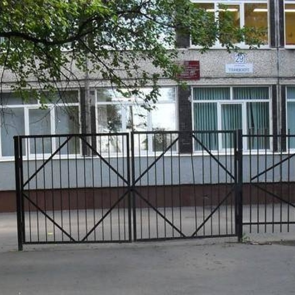 Школа 180 СПБ. 180 Школа Красногвардейского. Школа 180 Красногвардейского района внутри.