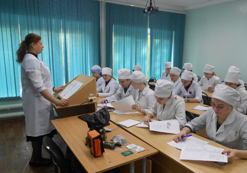 Сайт медицинского железнодорожного колледжа. Арзамасский медицинский колледж. Медицинский колледж Арзамас Соборная площадь. РБМК Ростовский базовый медицинский колледж. Арзамасский медицинский колледж Фармация.