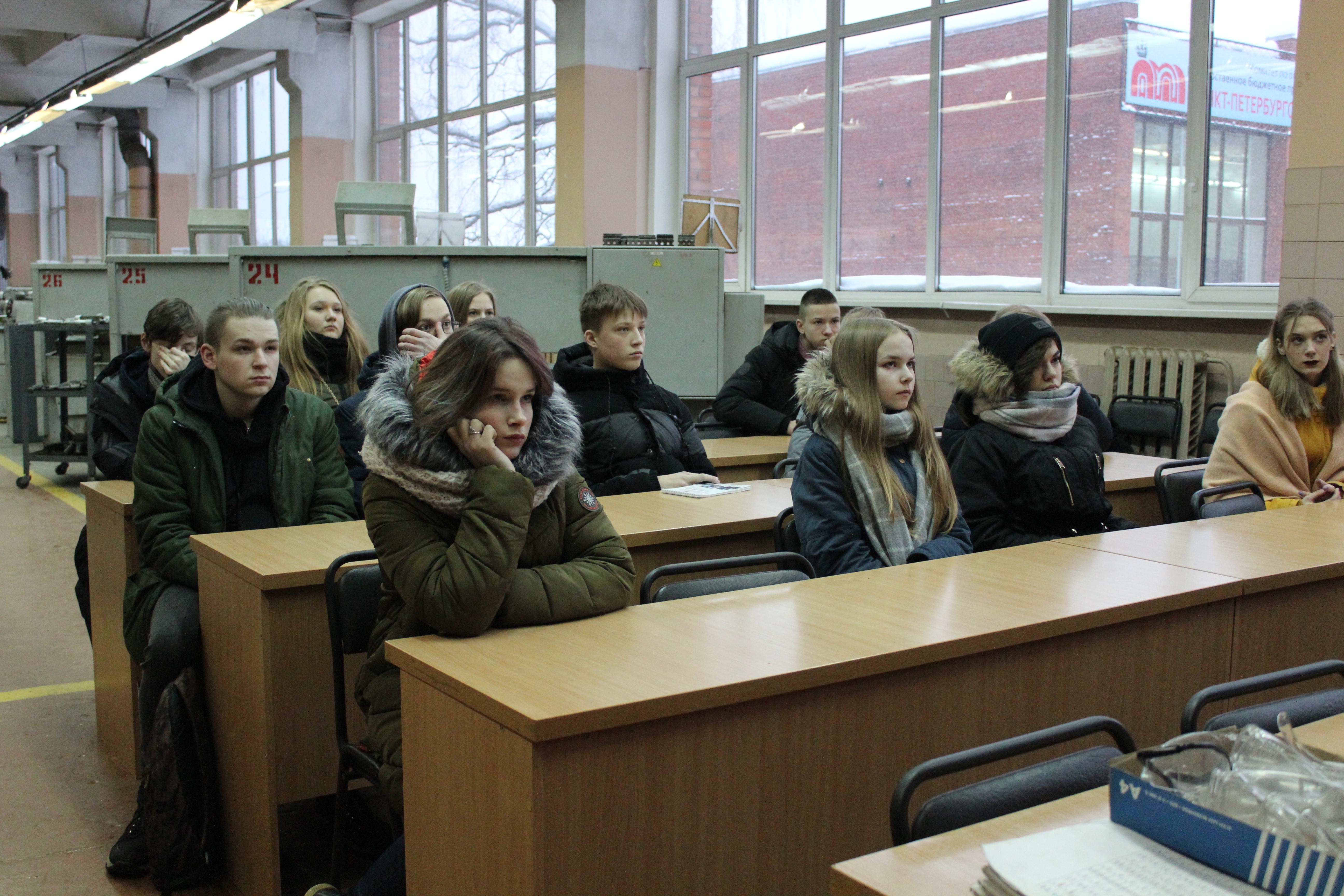 Петербург учебные заведения после 9 класса