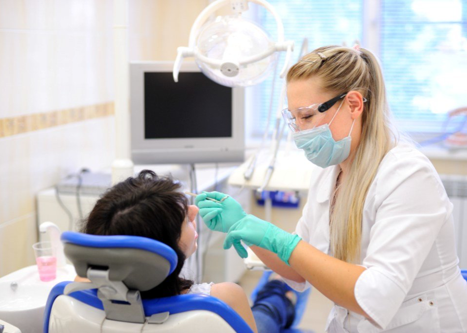 Стоматология практика врачи. Стоматология общей практики. Зубной врач. Практика стоматология.