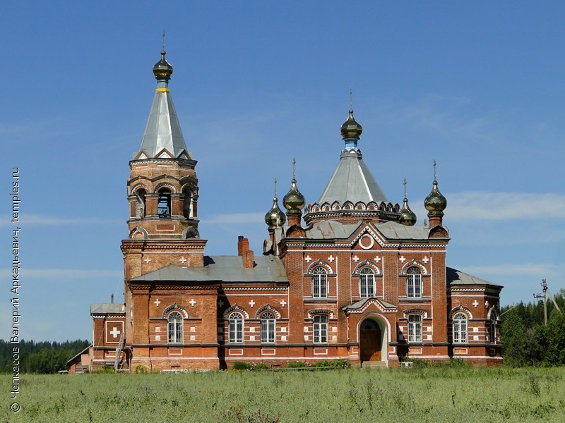 Погода григорьевское нытвенский в селе пермского. Церковь Говырино Пермский край. Говырино Нытвенский район храма. Крестовоздвиженский храм Пермский край. Крестовоздвиженский скит Пермский край Говырино.