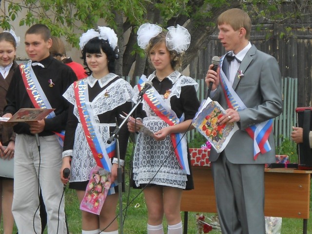 Вьюны новосибирская область колыванский. МБОУ СОШ 3 Колывань. Село Сидоровка Колыванский район Новосибирская область.