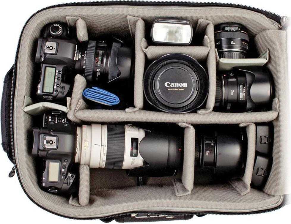 Сумка фотографа. Сумка для фотокамеры think Tank Airport International v3.0. Сумка для фотокамеры think Tank Airport Takeoff Rolling Camera Bag. Сумки для профессиональных фотоаппаратов. Набор фотографа.