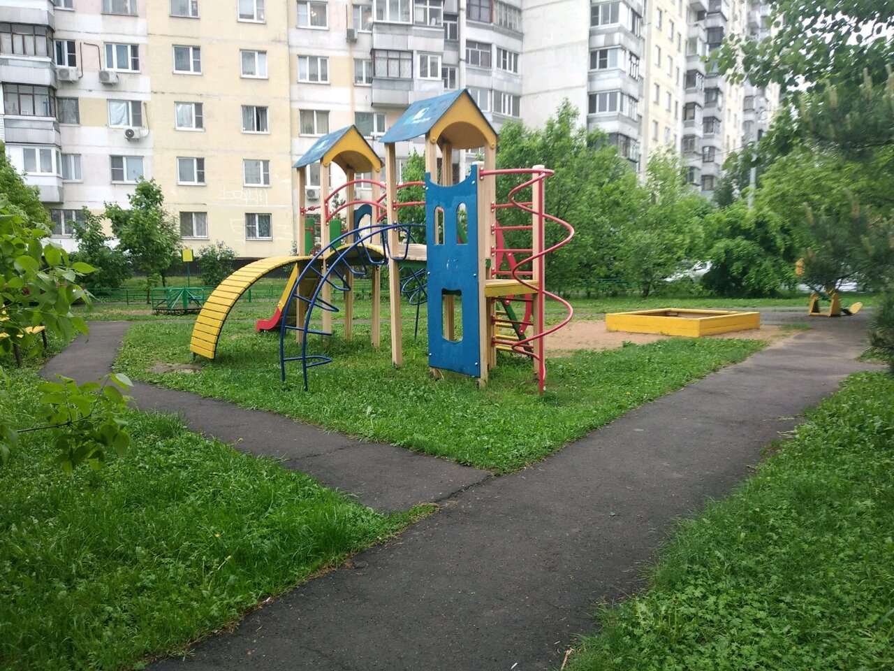 Митино для детей. Детские площадки в Митино. Детская площадка Митино. Митино детская игровая. Площадка детская метро Митино.