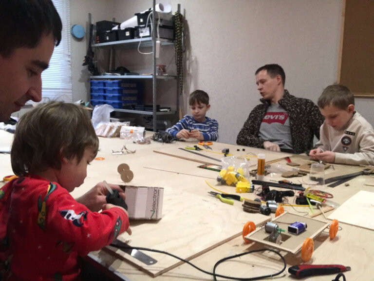 какие кружки можно организовать. творческий мастер класс для детей. кружки в школе для детей начальных классов. художественный кружок. интересные занятия.