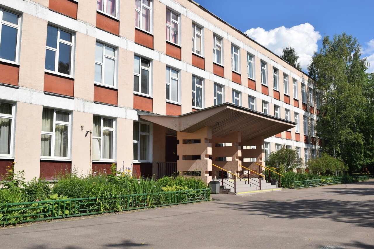 Фото школы в москве фото