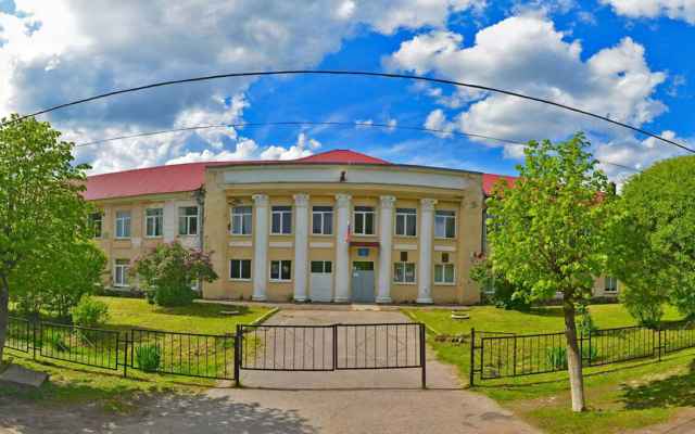 Школа 4 малая вишера. Школа 1 малая Вишера. Малая Вишера школа 4. Школа 2 малая Вишера. Малая Вишера Новгородская область школа.