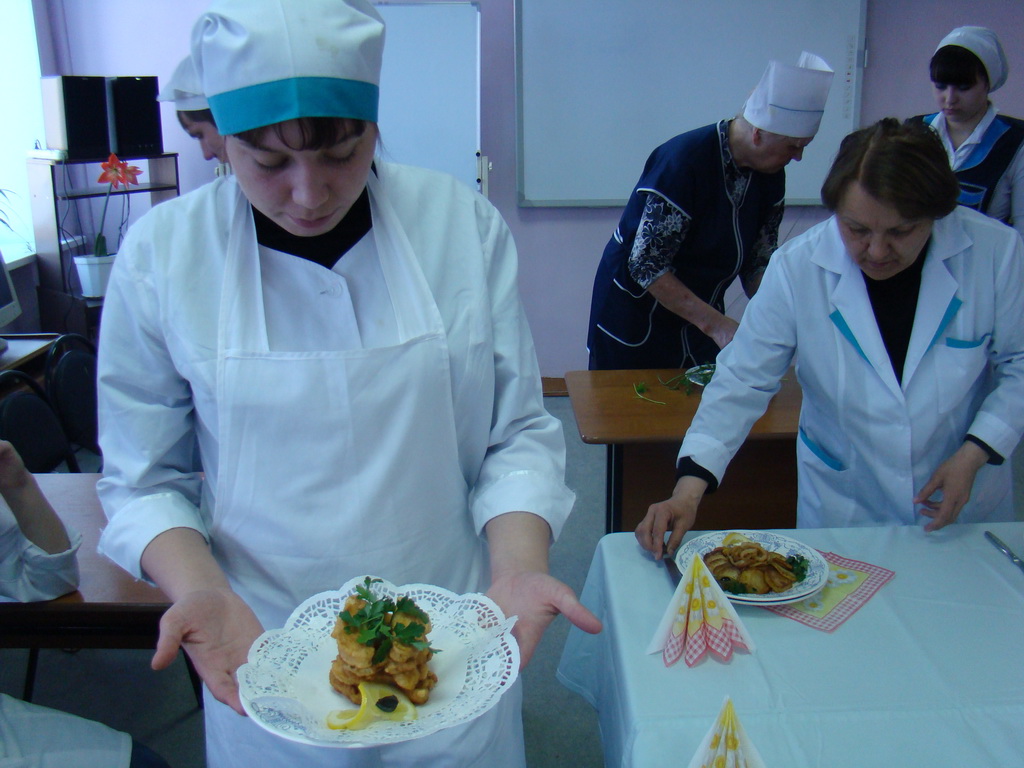 Колледж специальность 9 класс. Московский техникум повар кондитер. Повар кондитер колледж Уфа. Поварской техникум в Москве. Учёба на повара после 9 класса.