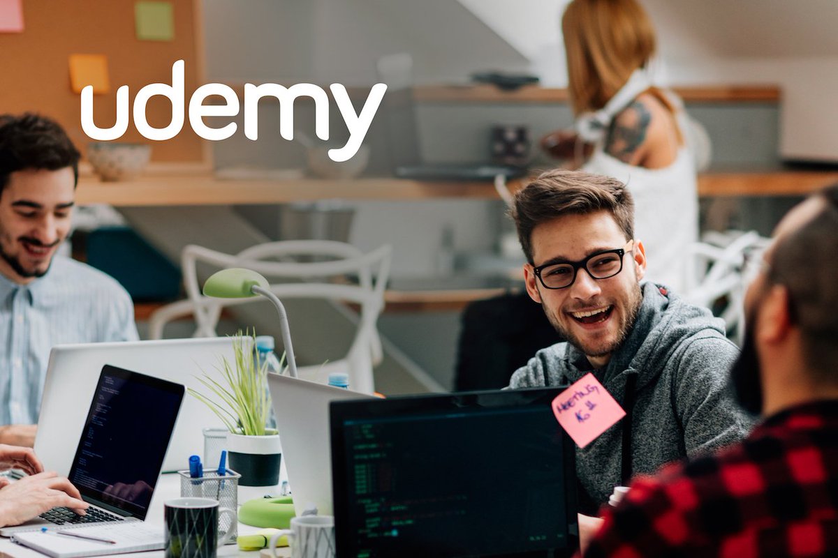 IOS программист. Программист Udemy. Стажировка developer java. IOS Разработчик фото.