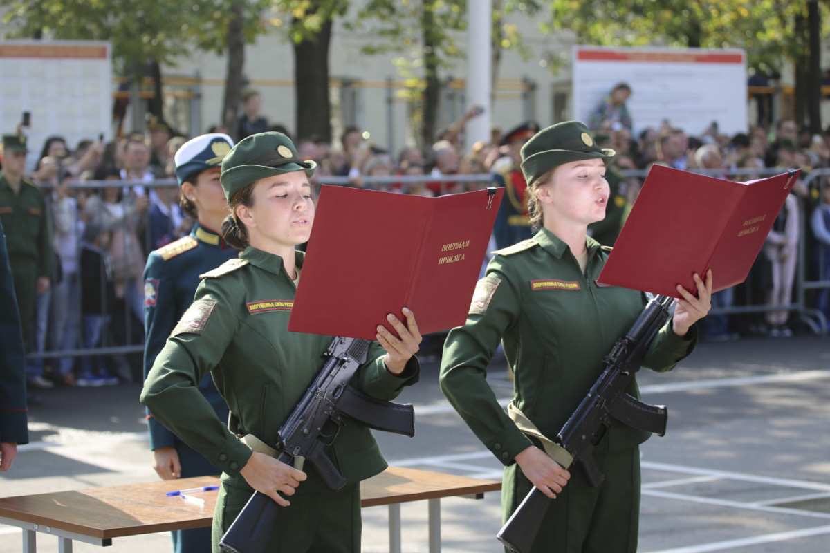 Военно учебные заведения презентация