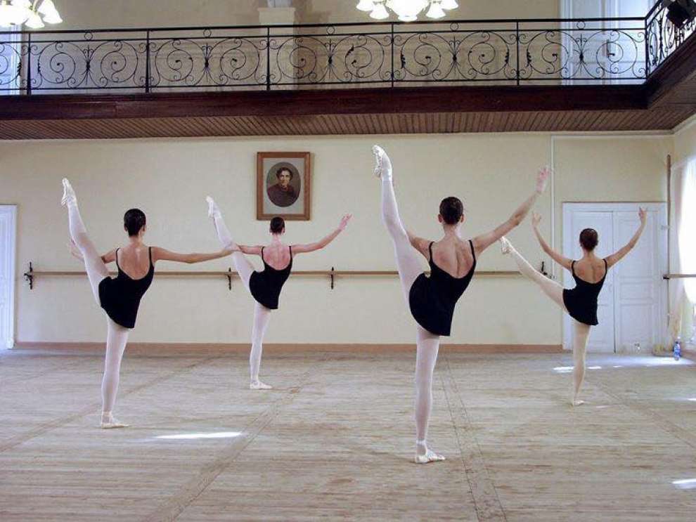 Мастера классического танца 5 класс. Академия балета Вагановой. Балерины Академии Вагановой. Классический танец Академия Вагановой. Vaganova Ballet Academy 2 класс.